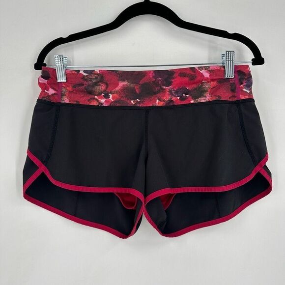 Lululemon Speed Short Black Poppy Petals Berry Rumble Trim Size 6 - Picture 1 of 7